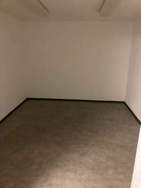 Lagerfläche untere Etage - 