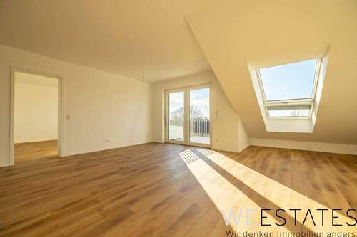 Wohn- und Esszimmer - 2 Zimmer Etagenwohnung in Düsseldorf