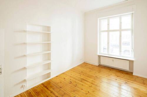 Zimmer - 3 Zimmer Etagenwohnung zum Kaufen in Berlin