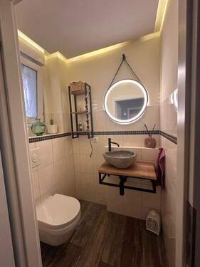 Bild 1 - Reihenmittelhaus mit 181qm Wohn-Nutzfläche