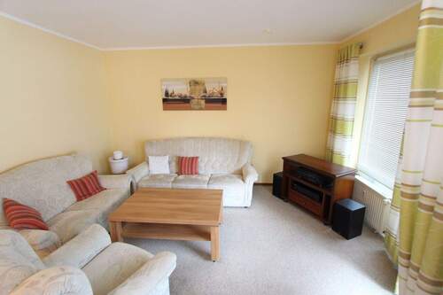 Wohnzimmer - Etagenwohnung mit 76,00 m&sup2; in Achim zur Miete