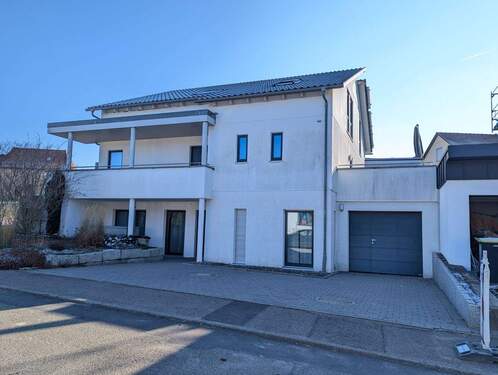 Hausansicht Eingangsbereiche - 