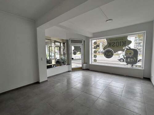 Ansicht nach außen - Gewerbeobjekt (Büro, Produktion, Verkauf) zur Miete in Wolfsburg