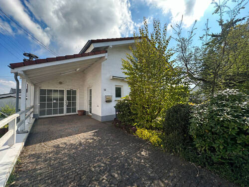 Frontansicht - 5 Zimmer Einfamilienhaus zum Kaufen in Ransbach-Baumbach