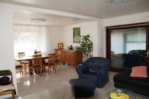 Wohn- und Esszimmer - 