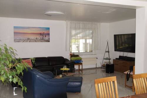 Wohn- und Esszimmer - 