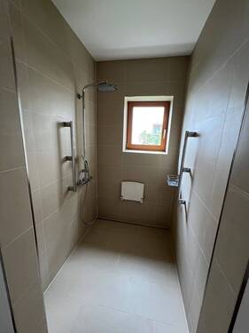 Dusche EG - 
