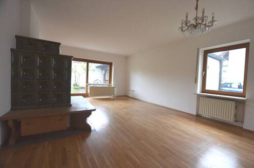 Wohnzimmer - 6 Zimmer Einfamilienhaus in Höhenkirchen-Siegertsbrunn