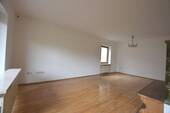 Wohnzimmer - Einfamilienhaus mit 180,00 m² in Höhenkirchen-Siegertsbrunn zum Kaufen