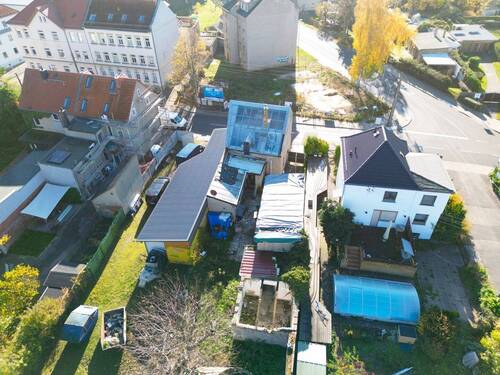 Haus mit Nebengelass - 