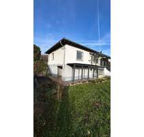 Modernisierte Doppelhaushälfte mit Anliegerwohnung - Neustadt Thalhof