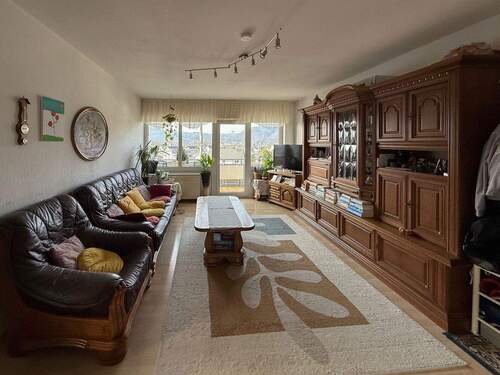 Wohnzimmer - Etagenwohnung mit 70,60 m&sup2; in Bad Hönningen zum Kaufen