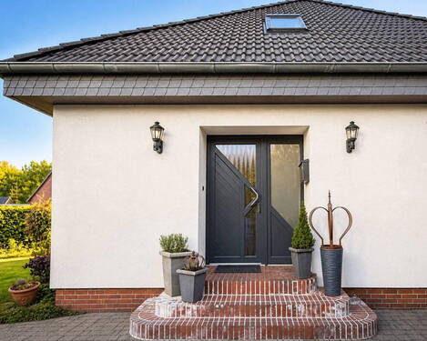 Hauseingang - Top Einfamilienhaus mit WP und FBH