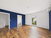 Schlafzimmer mit Balkon - 