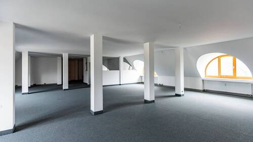 Fläche DG - 