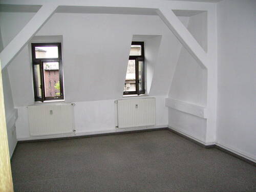 Zimmer Ba 51 - Halle in Görlitz