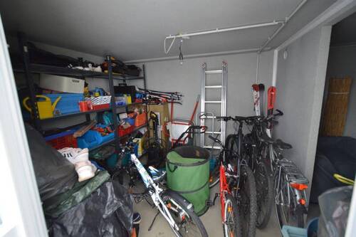 Abstellraum hinter Garage - 