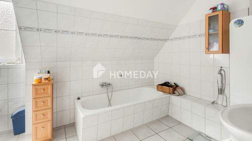 1. OG Badezimmer 1 - 