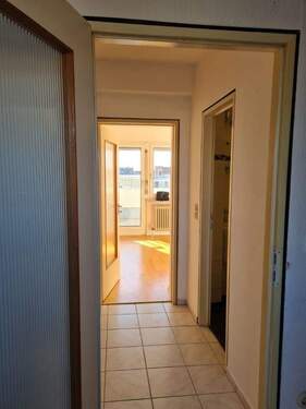 05 Flur - 1 Zimmer Etagenwohnung in Nürnberg