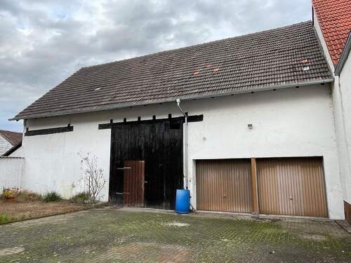 Scheune - 8 Zimmer Einfamilienhaus zum Kaufen in Graben-Neudorf