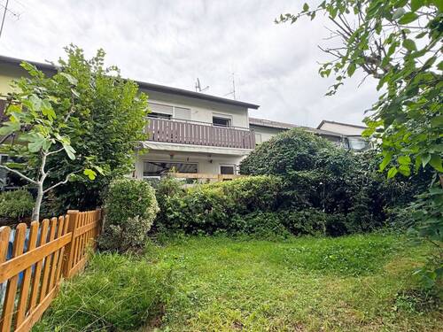Garten mit Blick aufs Haus - 5 Zimmer Reihenmittelhaus in Laudenbach