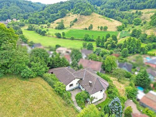 Außenansicht - Einfamilienhaus mit 230,00 m² in Gorxheimertal zum Kaufen