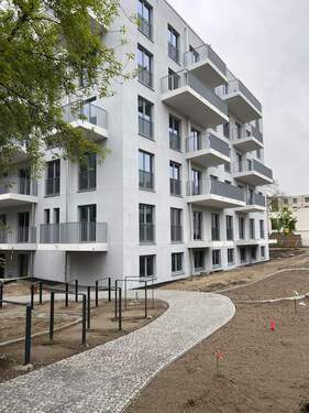 FD920E04-8B77-4F8D-BCE5-AF4C7D - 