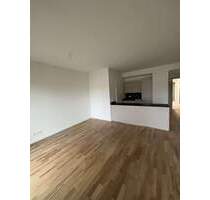 4 Zimmer mit großem Südbalkon - 1.885,00 EUR Kaltmiete, ca.  95,00 m² Wohnfläche in Berlin (PLZ: 13587) Spandau