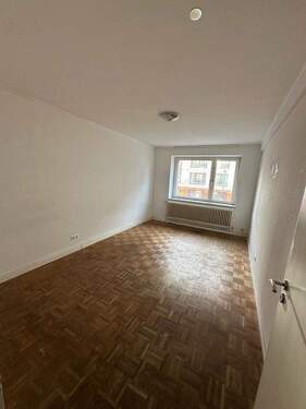 Zimmer - 3 Zimmer Etagenwohnung in Düsseldorf