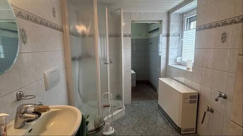 Badezimmer - EG - 