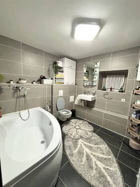  Badezimmer 1. OG - 