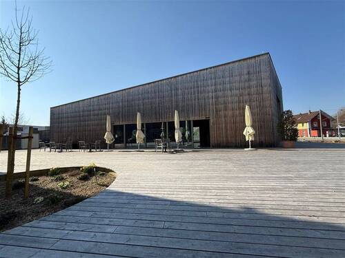 Außenbereich - Einmalige Gelegenheit - Helles und hochattraktives Ladengeschäft inkl. gastr. Küchenausstattung