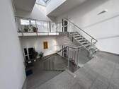 Treppenhaus vom Zwischengeschoss - 