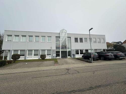 Gesamtgebäude - Büro mit 608,00 m&sup2; in Pfinztal zum Kaufen