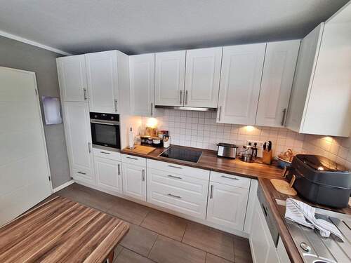 mit Platz für einen Esstisch - 