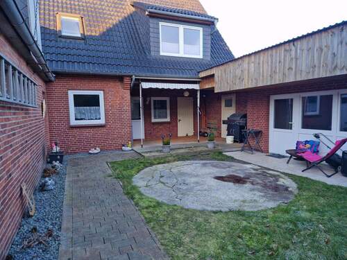 Innenhof - 9 Zimmer Einfamilienhaus in Husum