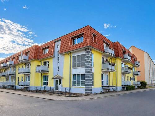 Objektansicht - 2 Zimmer Etagenwohnung zur Miete in Zwenkau