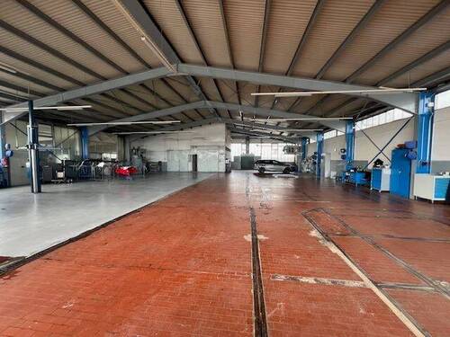 Halle innen - 