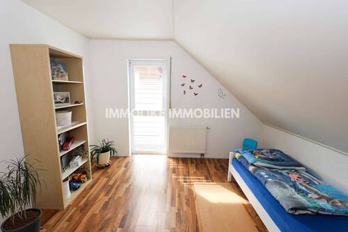 Schlafzimmer 2 OG - 
