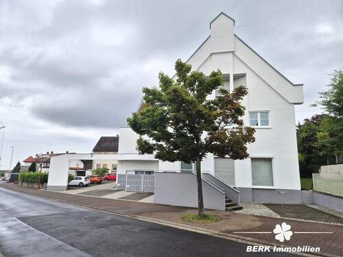 Straßenansicht - 