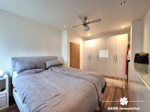 Schlafzimmer - Etagenwohnung mit 93,30 m² in Alzenau in Unterfranken / Hörstein zum Kaufen