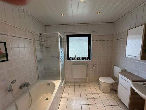Haupthaus EG Badezimmer - 