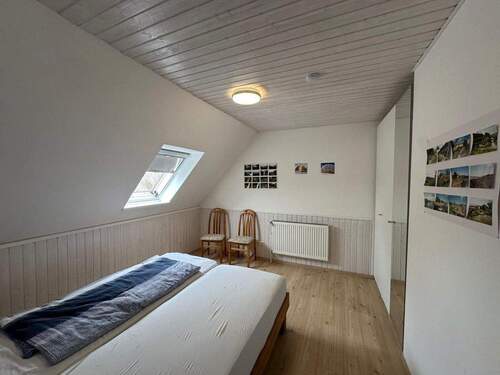 Einliegerwhg. Schlafzimmer - 