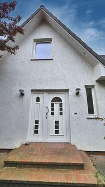 hinteres Haus von OST: Eingang - 