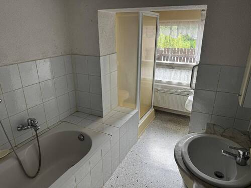 Badezimmer B.1 - 