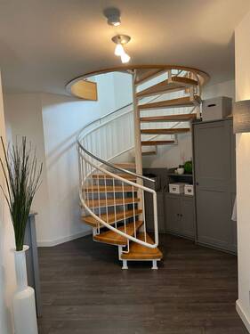 moderne Treppe - 