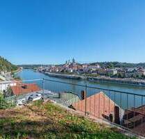Denkmalgeschützter Altbau: 5-Zimmer-Wohnung mit spektakulärem Felsengarten - Passau Altstadt