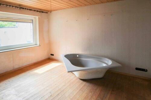 Zimmer 2 EG - 7 Zimmer Reihenmittelhaus zum Kaufen in Alsdorf