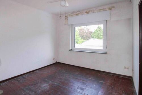 Zimmer 2 1.OG - Reihenmittelhaus mit 125,00 m² in Alsdorf zum Kaufen