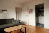 Wohnzimmer4 - Etagenwohnung mit 54,00 m&sup2; in München zum Kaufen